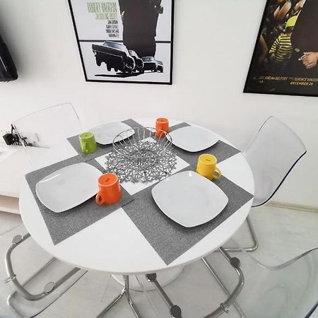 Leon Apartment - Highly Modern Sliema Stay Bagian luar foto