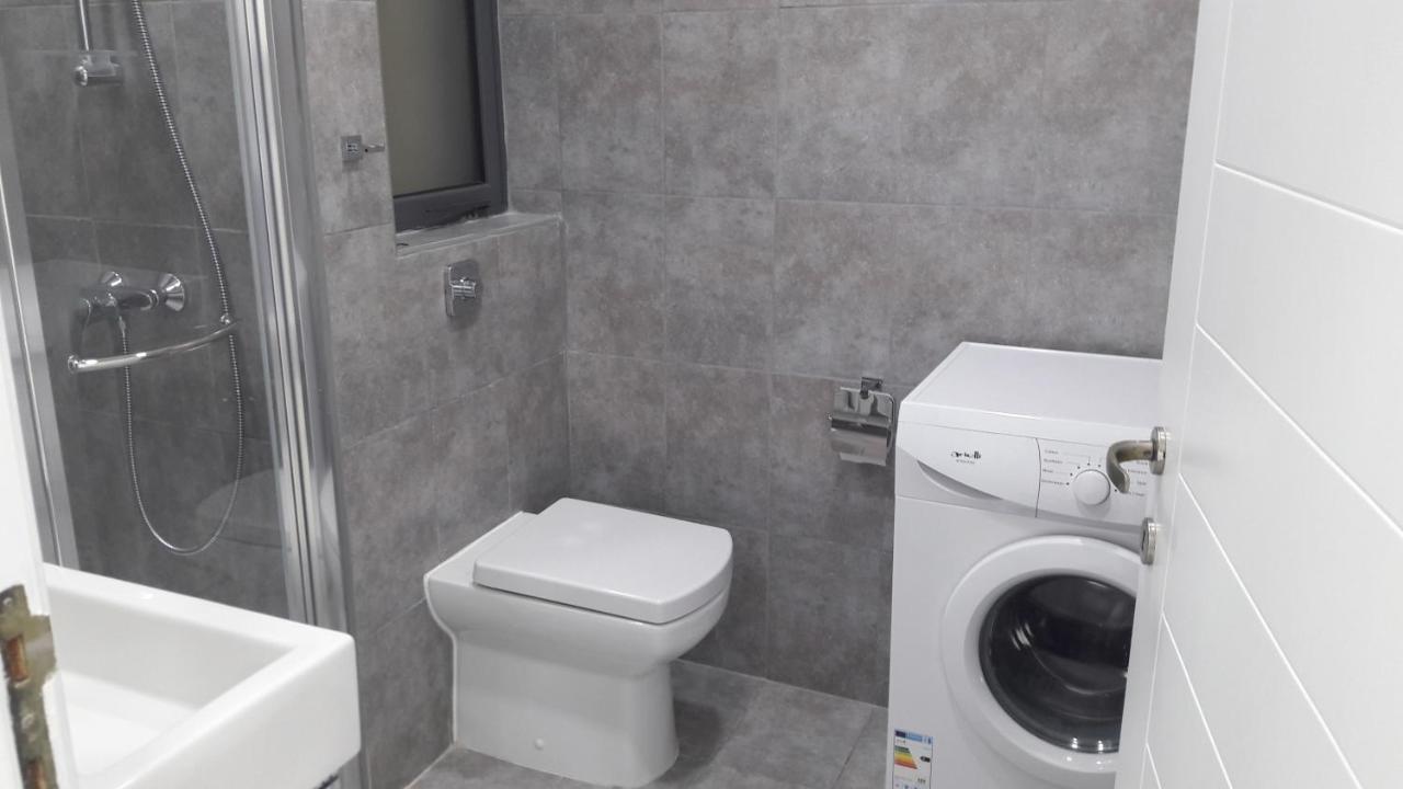 Leon Apartment - Highly Modern Sliema Stay Bagian luar foto
