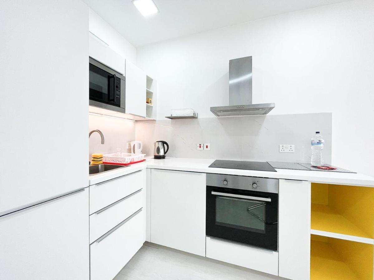 Leon Apartment - Highly Modern Sliema Stay Bagian luar foto