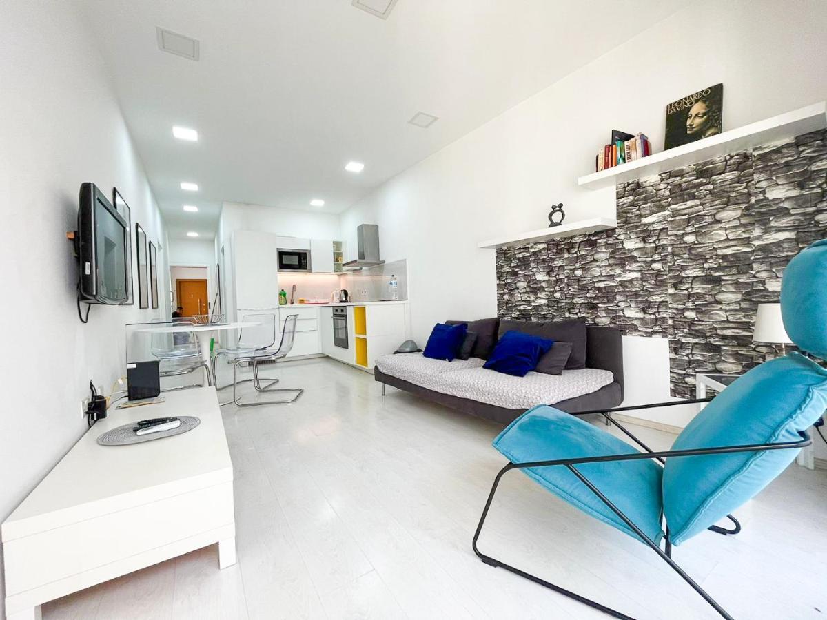 Leon Apartment - Highly Modern Sliema Stay Bagian luar foto